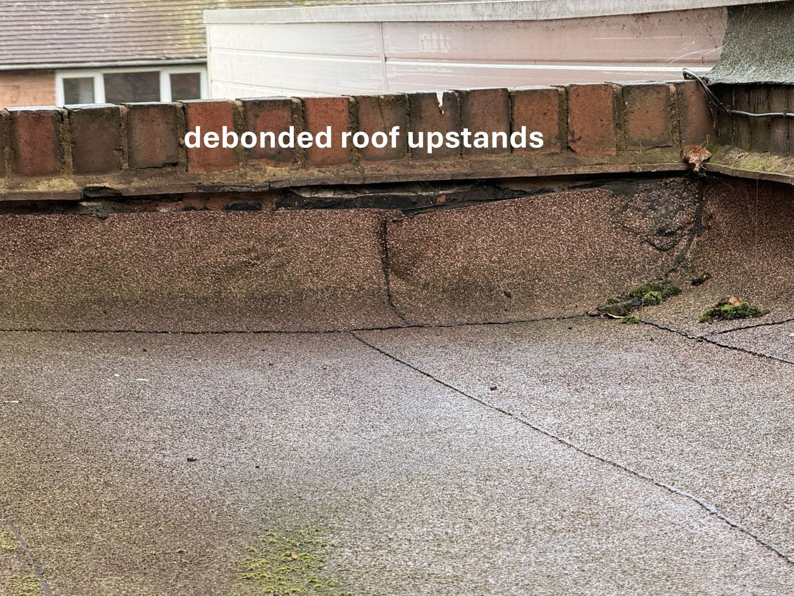 Debonded roof upstands